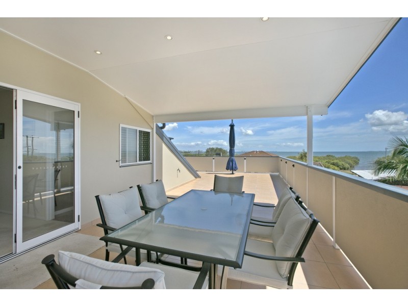 5 Price Avenue, Birkdale QLD 4159