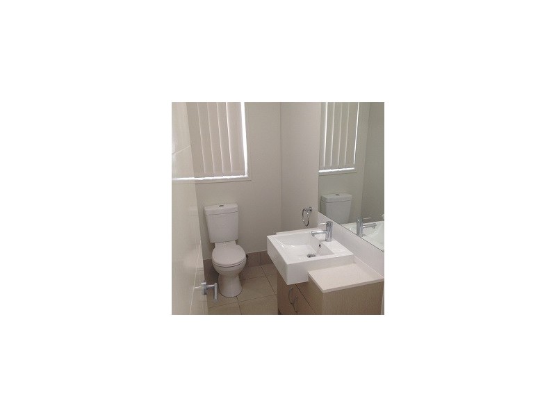 443 Main Road, Wellington Point QLD 4160
