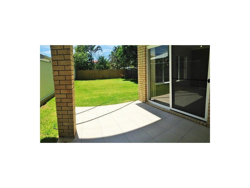 443 Main Road, Wellington Point QLD 4160