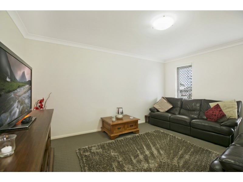 20 Pentecost Place, Redland Bay QLD 4165
