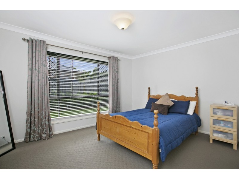 20 Pentecost Place, Redland Bay QLD 4165