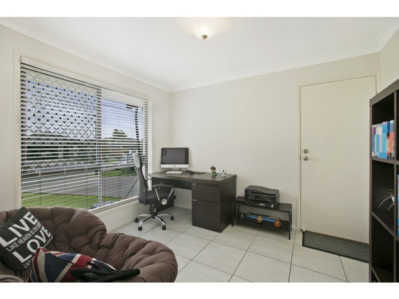 20 Pentecost Place, Redland Bay QLD 4165