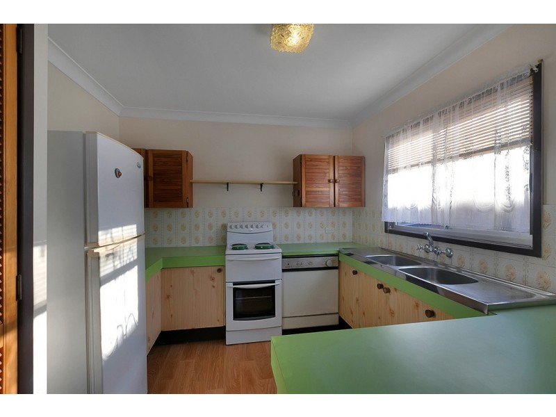 13 Warner Street, Wellington Point QLD 4160