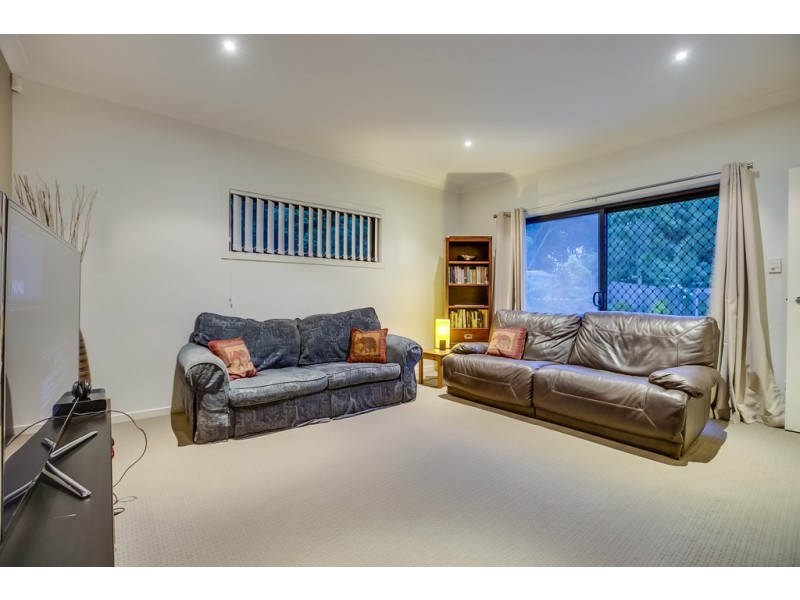 22 Yorston Place, Ormiston QLD 4160