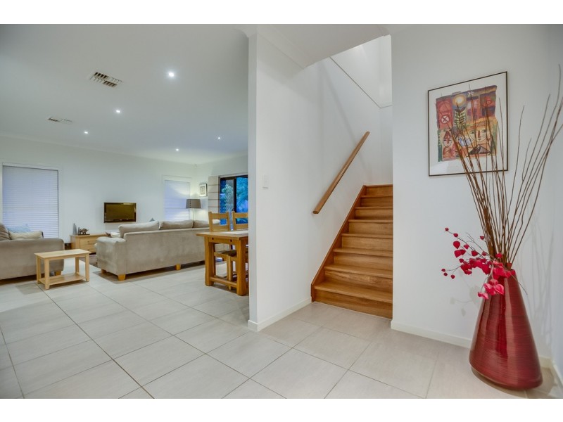 22 Yorston Place, Ormiston QLD 4160