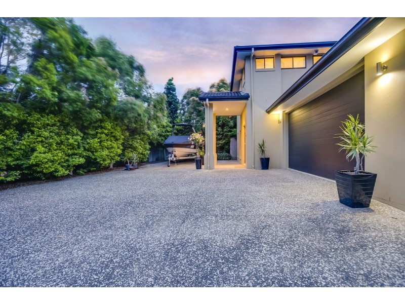 22 Yorston Place, Ormiston QLD 4160