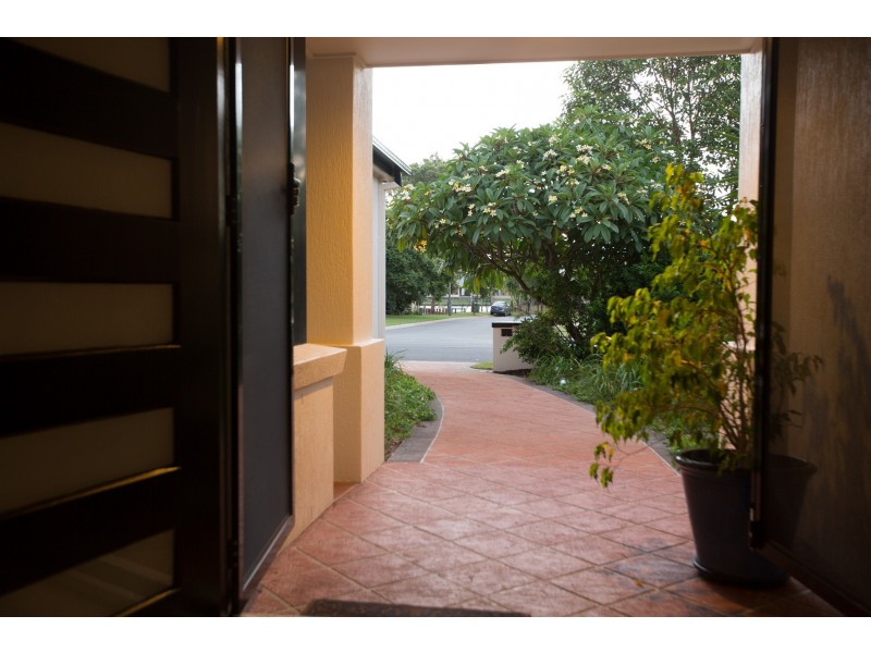 19 King Island Drive, Wellington Point QLD 4160