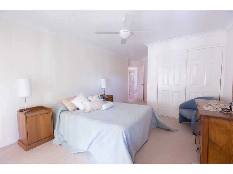 19 King Island Drive, Wellington Point QLD 4160