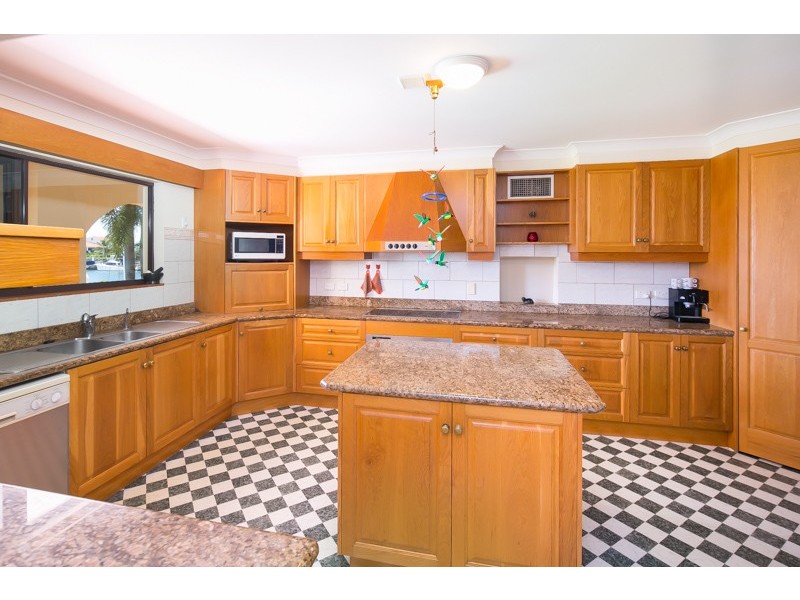 19 Boom Court, Birkdale QLD 4159