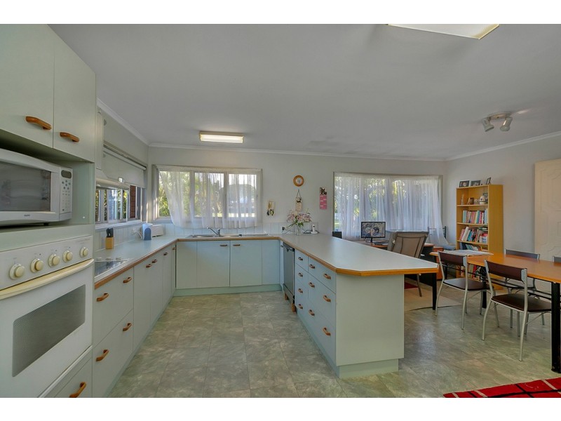 34 Douro Road, Wellington Point QLD 4160
