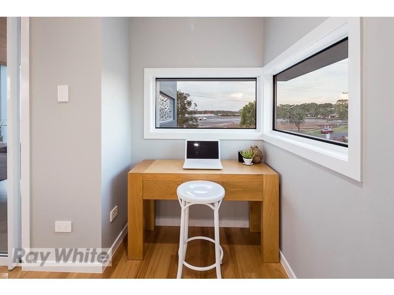 9A Wilson Esplanade, Victoria Point QLD 4165