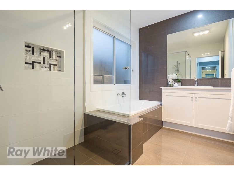 9A Wilson Esplanade, Victoria Point QLD 4165