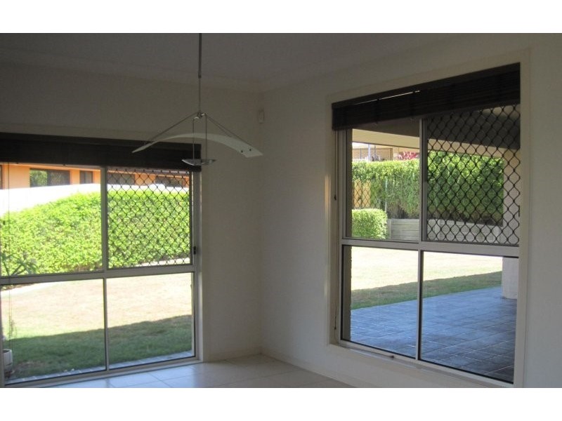 2 Aphrodite Court, Cleveland QLD 4163