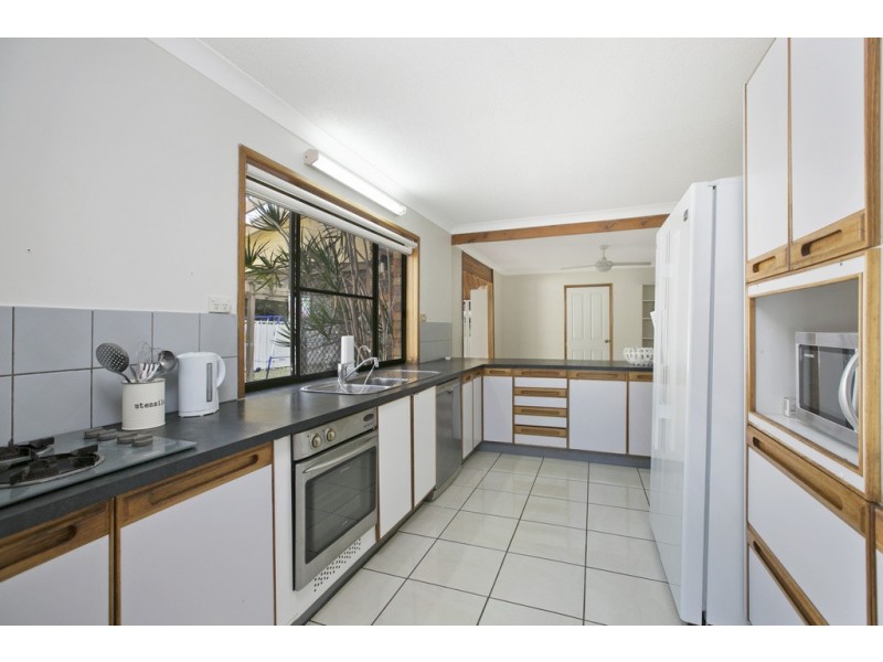 5 Moana Crescent, Birkdale QLD 4159