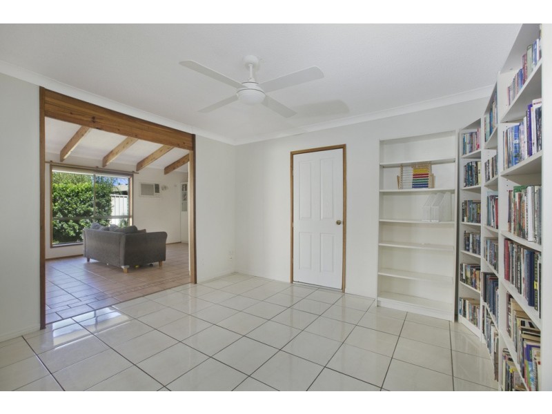 5 Moana Crescent, Birkdale QLD 4159