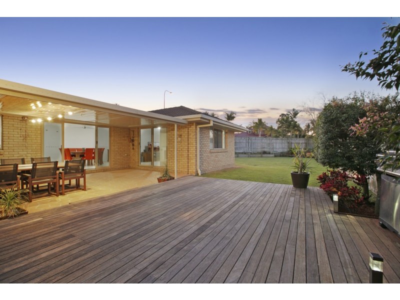 5 Sandy Drive, Victoria Point QLD 4165