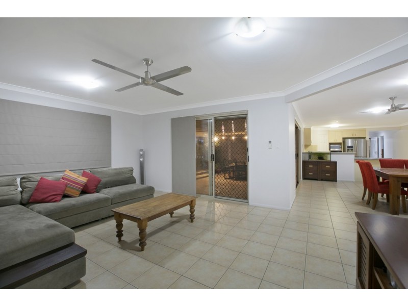 5 Sandy Drive, Victoria Point QLD 4165