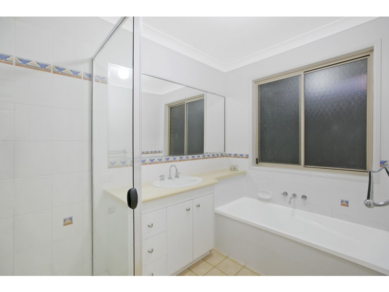 5 Sandy Drive, Victoria Point QLD 4165