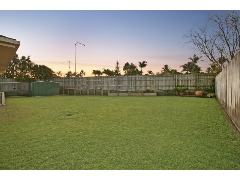 5 Sandy Drive, Victoria Point QLD 4165