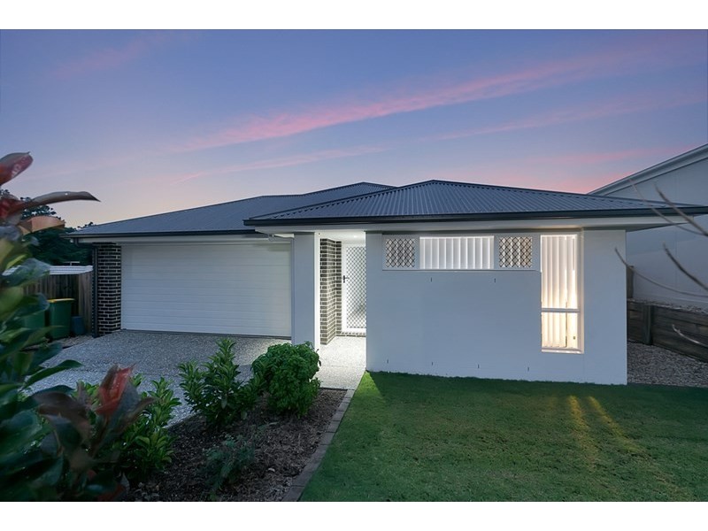 27 Fiddlewood Street, Victoria Point QLD 4165