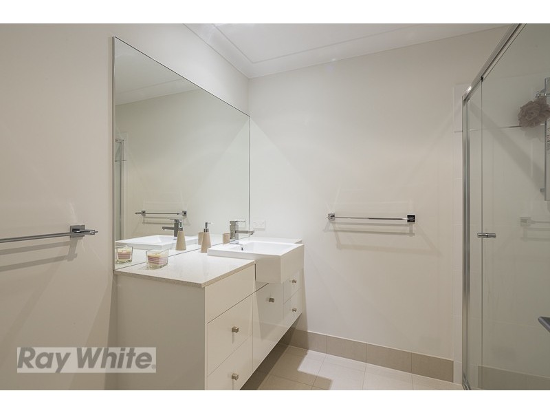 11/92-94 Sturgeon Street, Ormiston QLD 4160