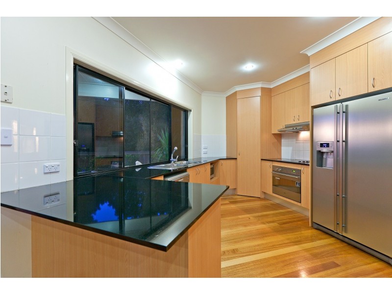 8 Paxton Street, Raby Bay QLD 4163