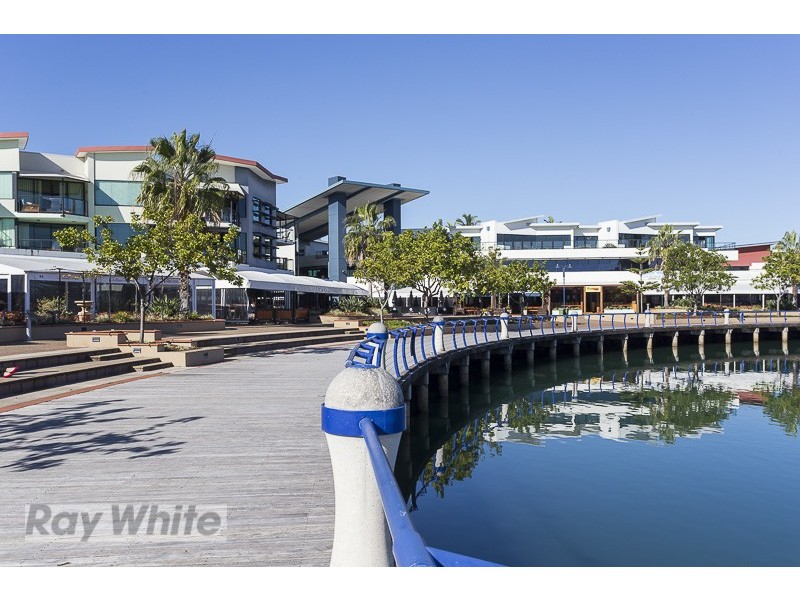 8 Paxton Street, Raby Bay QLD 4163