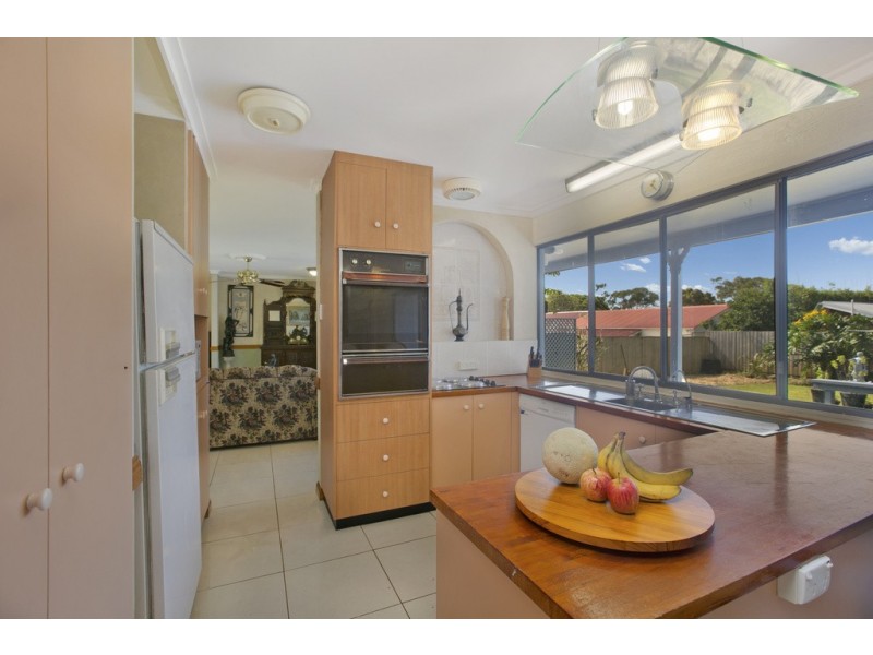 16 Wilmot Street, Victoria Point QLD 4165