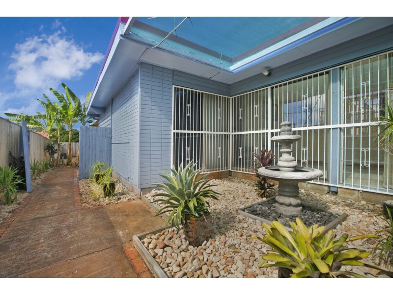 16 Wilmot Street, Victoria Point QLD 4165