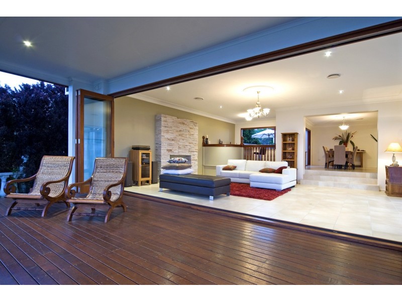 23 Main Road, Wellington Point QLD 4160