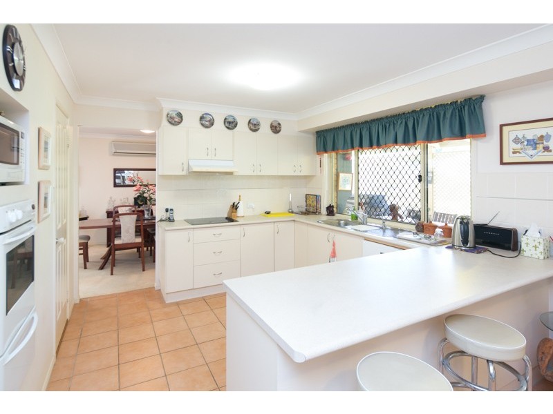 27-29 Haig Road, Birkdale QLD 4159