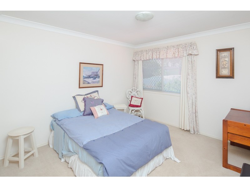 27-29 Haig Road, Birkdale QLD 4159