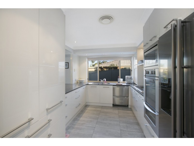 1 Keel Street, Birkdale QLD 4159