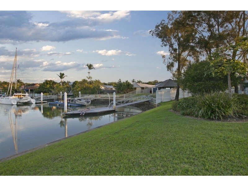 1 Keel Street, Birkdale QLD 4159