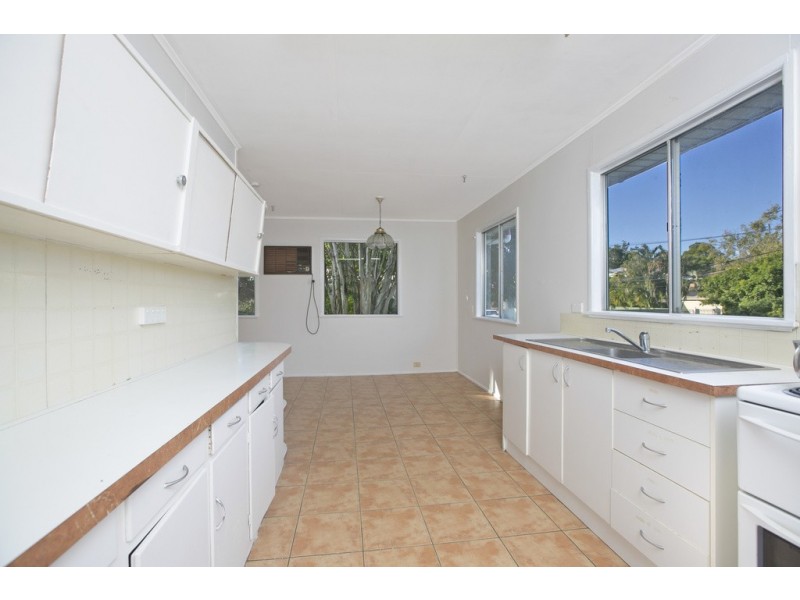 1 Talegalla Street, Wynnum West QLD 4178