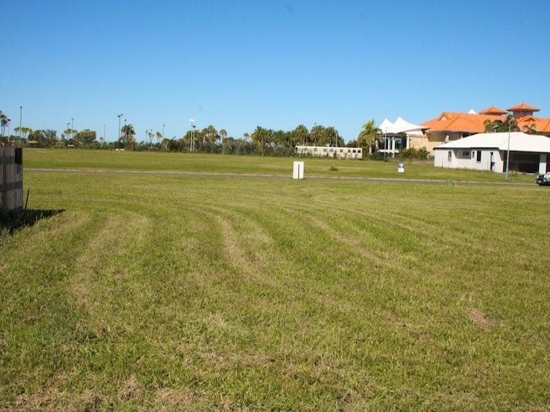 52 Monaco Dr, Zilzie QLD 4710