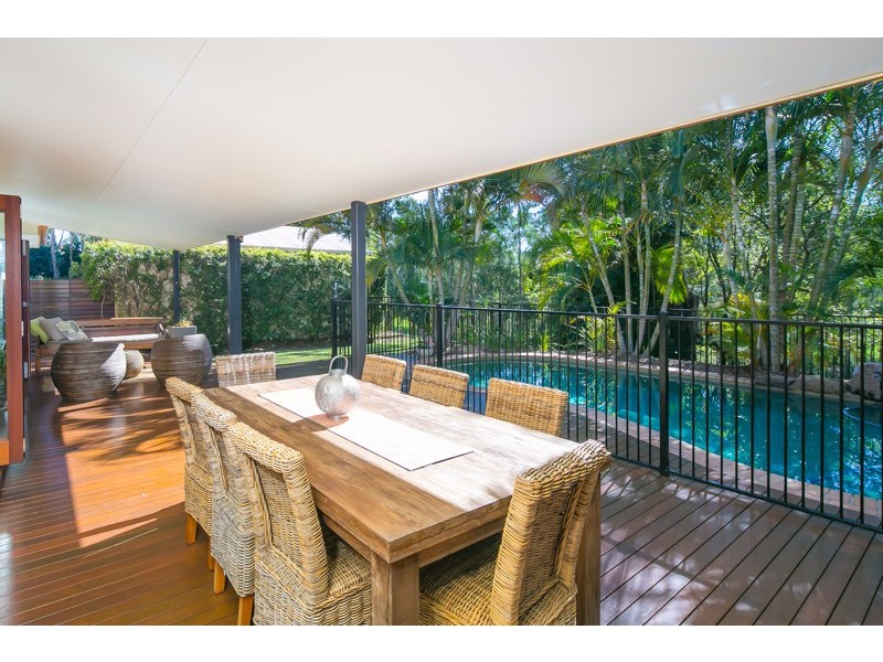 4 Blackthorne Street, Ormiston QLD 4160