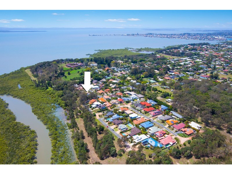 4 Blackthorne Street, Ormiston QLD 4160
