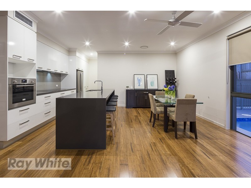 16/10-12 Bainbridge Street, Ormiston QLD 4160