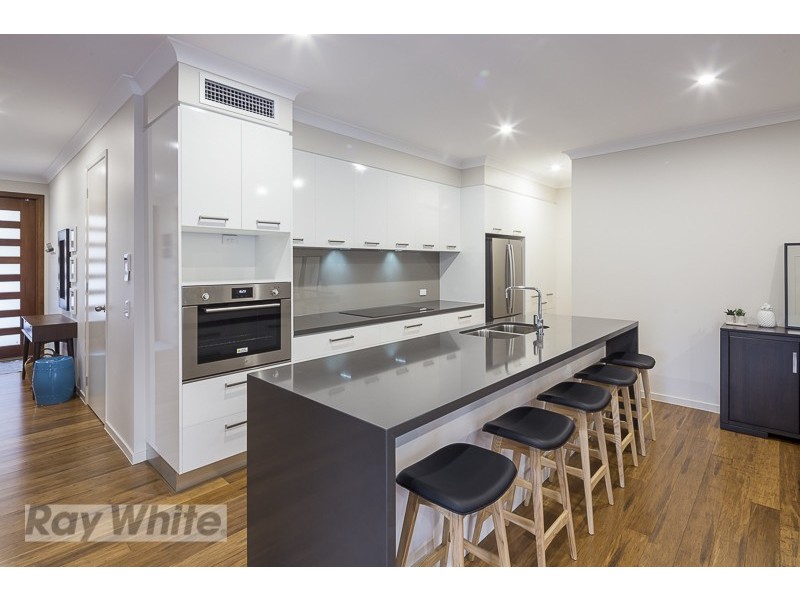 16/10-12 Bainbridge Street, Ormiston QLD 4160