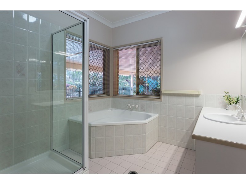 43 Intrepid Drive, Victoria Point QLD 4165