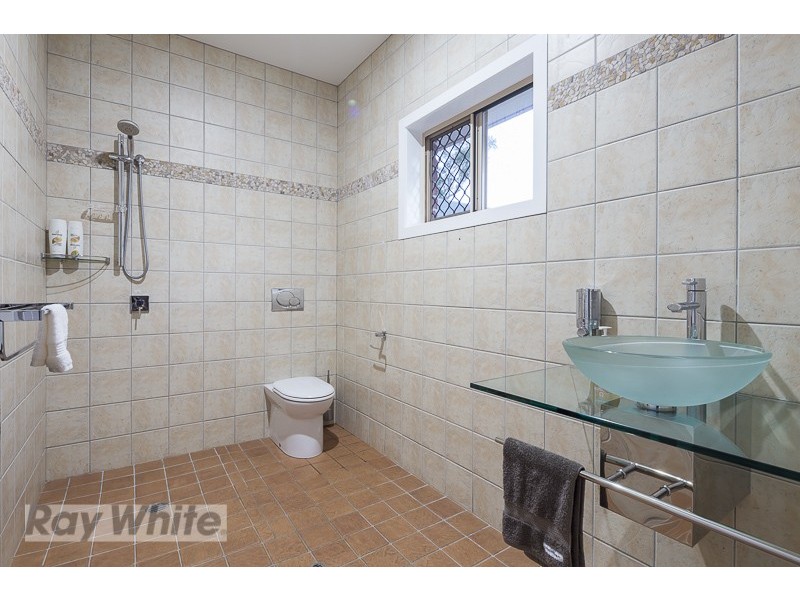 39 Luke Street, Thornlands QLD 4164