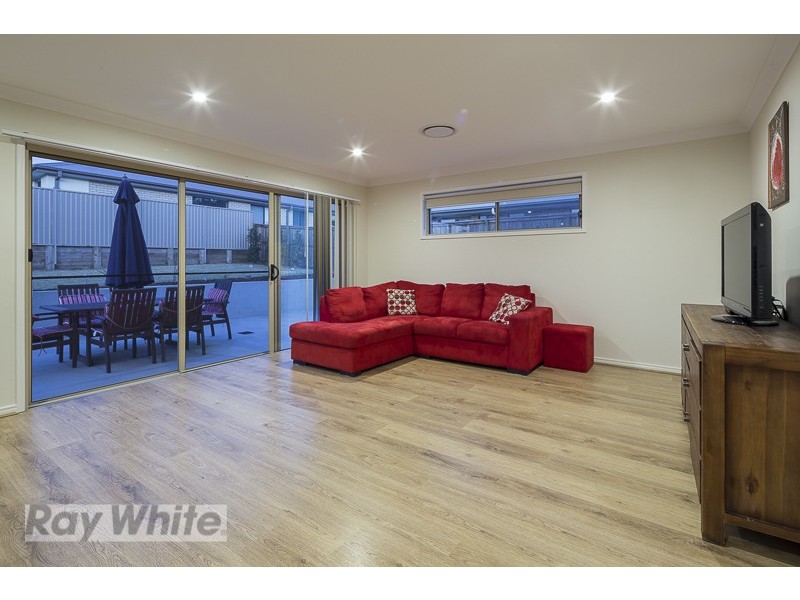 1 Pinevale Court, Victoria Point QLD 4165