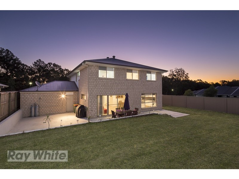 1 Pinevale Court, Victoria Point QLD 4165