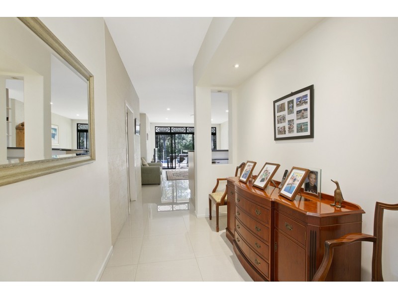 309 Avalon Road, Sheldon QLD 4157