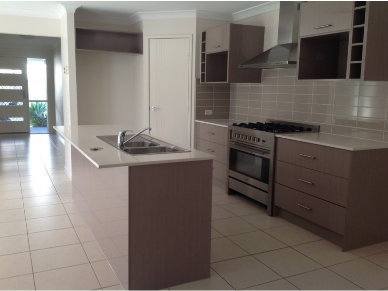 5 Francene Place, Birkdale QLD 4159