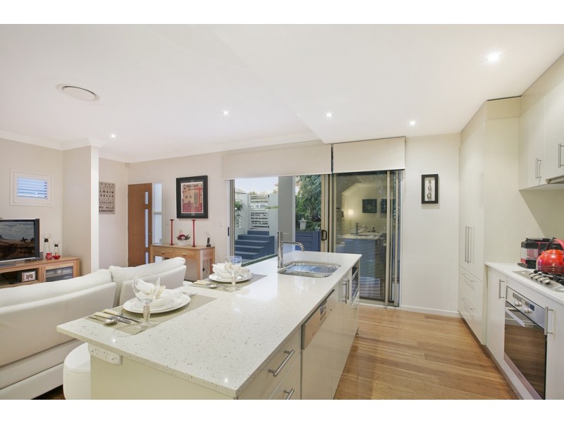 1/46 Wambool Street, Bulimba QLD 4171