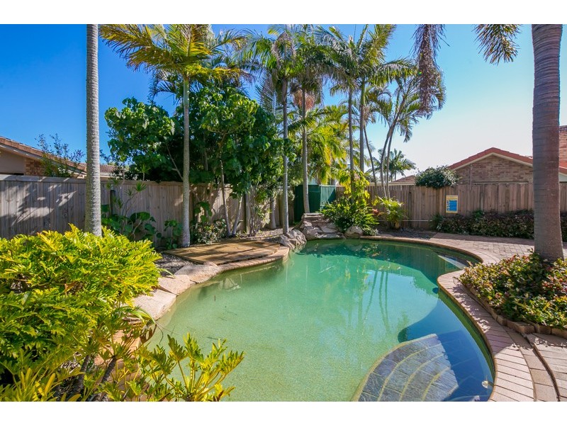 2 Toondah Court, Victoria Point QLD 4165