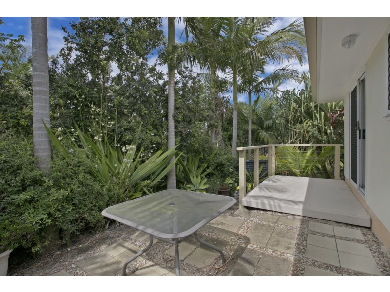 2/73 Burbank Road, Birkdale QLD 4159