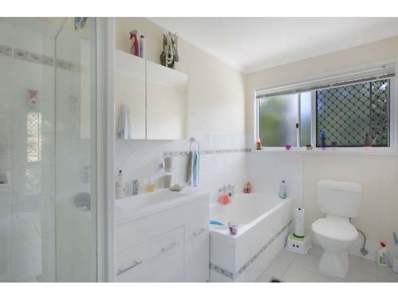 2/73 Burbank Road, Birkdale QLD 4159